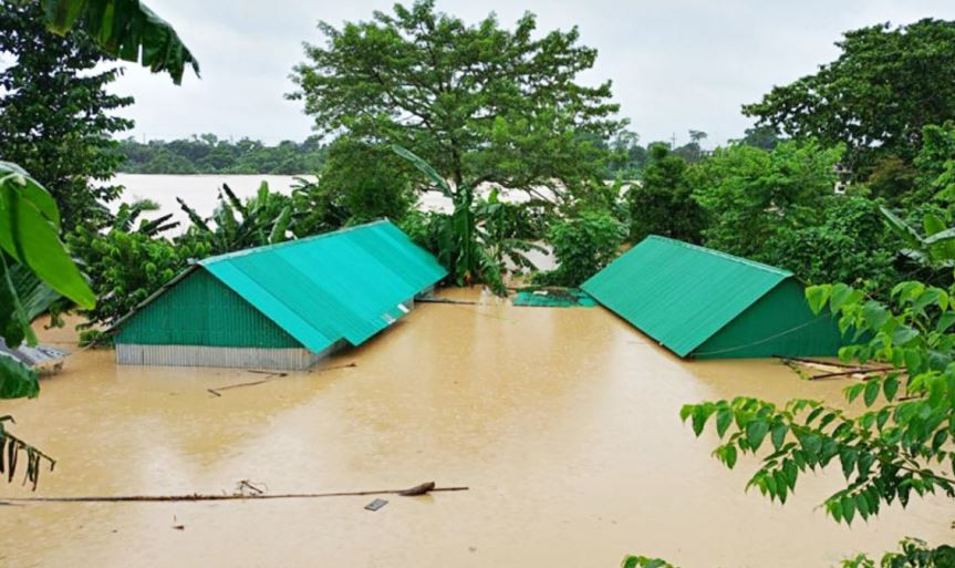 কুমিল্লায় বৃষ্টি-বন্যার প্রভাবে প্রাণ গেল ৪ জনের