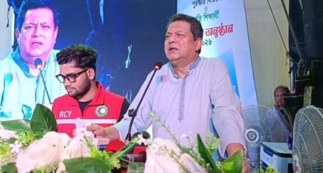 সকল শিক্ষা প্রতিষ্ঠানের জন্য ইলেকট্রিক বাস শুল্কমুক্ত করা হচ্ছে: কুমিল্লায় গণপূর্ত মন্ত্রী