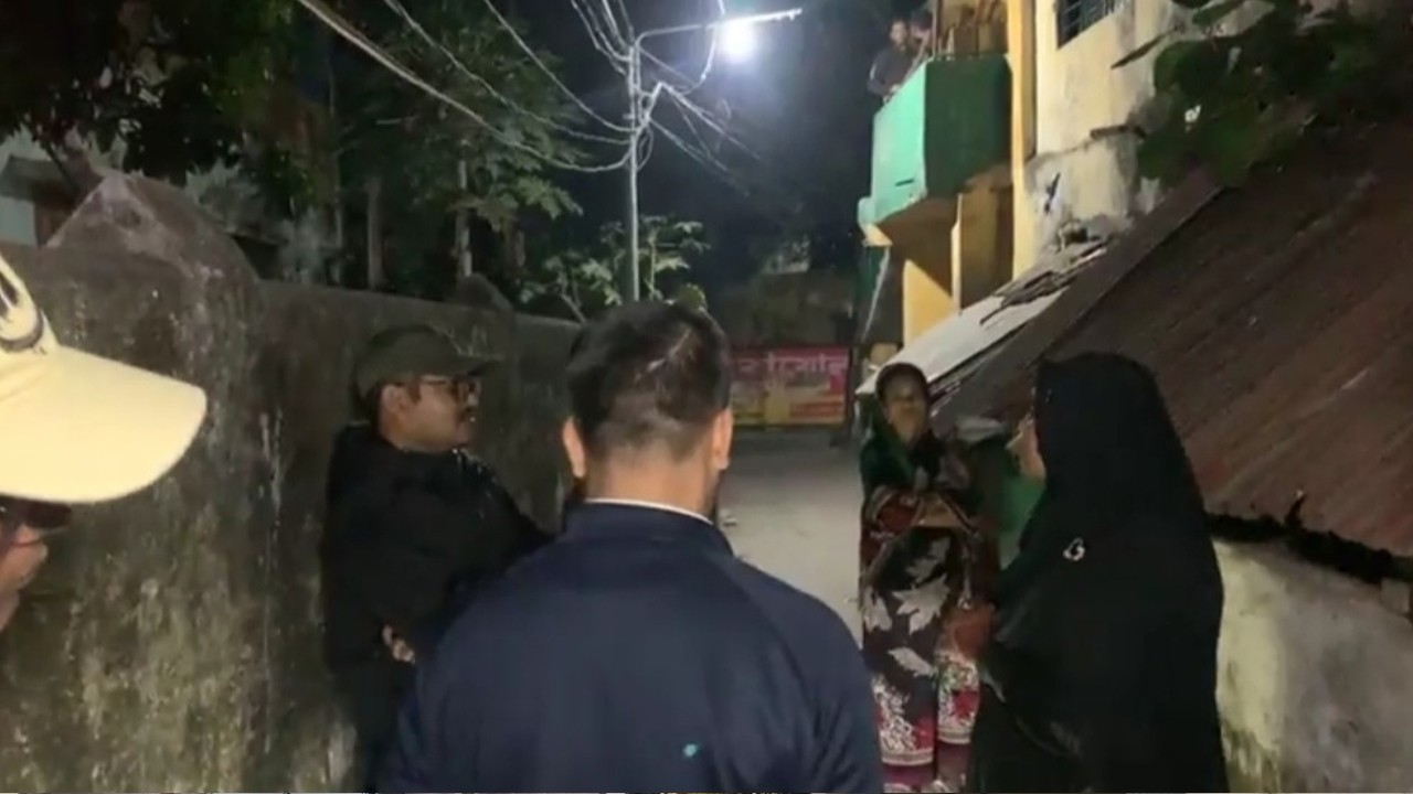 ছয় লাখ টাকার জন্য নিজের মাকে হত্যা করেছেন ছেলে